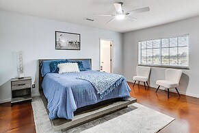 Walk to Paradise Hills Golf Course: Condo w/ Patio