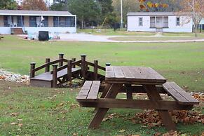 Nautical Nest - 1 Bedroom Hotel Room by The Lodges at Fossil Creek