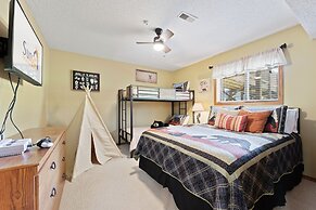 Ne16-2 Sleepy Bear Camp 2 Bedroom Condo