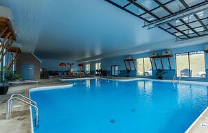 Cc115- Lakeside Landing 8 Bedroom Home