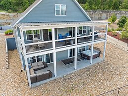 Cc115- Lakeside Landing 8 Bedroom Home