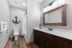 Cc115- Lakeside Landing 8 Bedroom Home