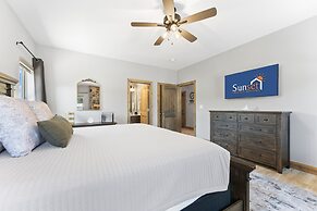 Sum-111 Lincoln Log Lookout 4 Bedroom Home