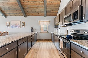 Sum-111 Lincoln Log Lookout 4 Bedroom Home