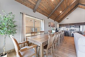 Sum-111 Lincoln Log Lookout 4 Bedroom Home