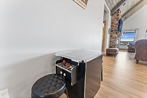 Sum-111 Lincoln Log Lookout 4 Bedroom Home