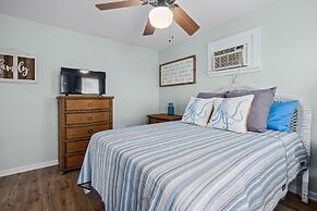 Hook, Wine And Sinker At120 2 Bedroom Home