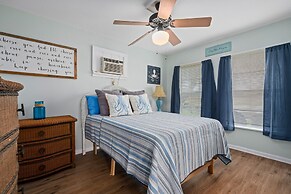 Hook, Wine And Sinker At120 2 Bedroom Home