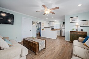 Hook, Wine And Sinker At120 2 Bedroom Home