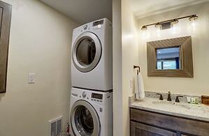 An303 Anaconda 3 Bedroom Condo