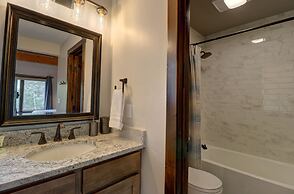 An303 Anaconda 3 Bedroom Condo