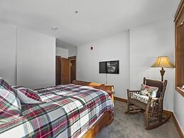 Union Creek Townhome 164d New Listing! 4 Bedroom Townhouse