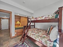 Union Creek Townhome 164d New Listing! 4 Bedroom Townhouse