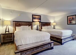 Mp506h Mountain Plaza Hotel Room Hot Tub 1 Bedroom Hotel Room