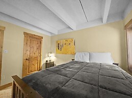 Pg208 Peregrine 2br 2ba 2 Bedroom Condo