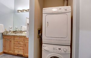 Woods21 Townhome 3 Bedroom Townhouse