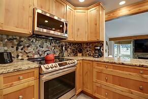 Woods21 Townhome 3 Bedroom Townhouse