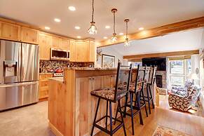 Woods21 Townhome 3 Bedroom Townhouse