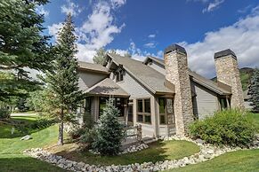 Woods21 Townhome 3 Bedroom Townhouse