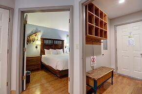 Woods21 Townhome 3 Bedroom Townhouse