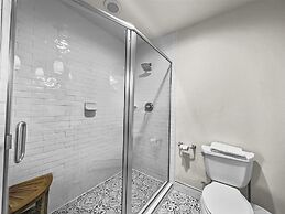 2f Lagoon Drive 2br 2ba 2 Bedroom Condo