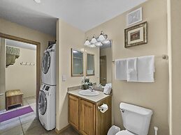 B6 Tarn Landing 1br + Loft, 3ba 1 Bedroom Condo