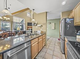 B6 Tarn Landing 1br + Loft, 3ba 1 Bedroom Condo