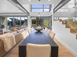 3519 The Ridge, Modern Luxury 5 Bedroom Home