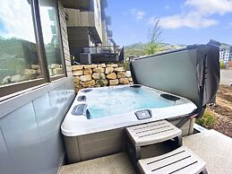 3519 The Ridge, Modern Luxury 5 Bedroom Home