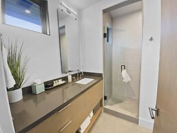 3519 The Ridge, Modern Luxury 5 Bedroom Home