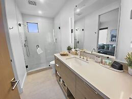 3519 The Ridge, Modern Luxury 5 Bedroom Home