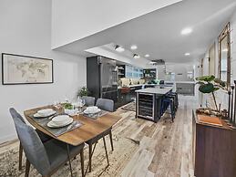 1674 Captain Molly's Hideout! Walk To Slopes! Hottub Pool! 3 Bedroom C