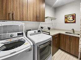 4202 Modern Vibe At Fairway Springs 3 Bedroom Home