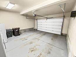 2744 The Cove! Modern Luxury Townhome With Hot Tub, Pool, And Shuttle 