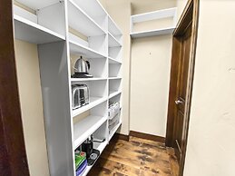 2744 The Cove! Modern Luxury Townhome With Hot Tub, Pool, And Shuttle 