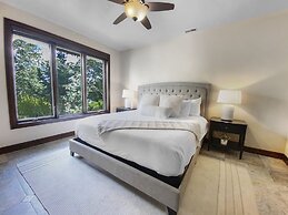 2744 The Cove! Modern Luxury Townhome With Hot Tub, Pool, And Shuttle 