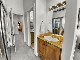 36 Sweet Newpark Townhome On The Creek 2 Bedroom Townhouse