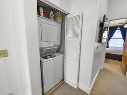 36 Sweet Newpark Townhome On The Creek 2 Bedroom Townhouse