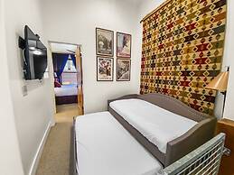 36 Sweet Newpark Townhome On The Creek 2 Bedroom Townhouse