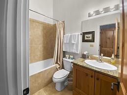 36 Sweet Newpark Townhome On The Creek 2 Bedroom Townhouse