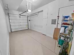 36 Sweet Newpark Townhome On The Creek 2 Bedroom Townhouse