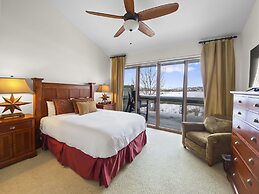 36 Sweet Newpark Townhome On The Creek 2 Bedroom Townhouse