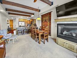 36 Sweet Newpark Townhome On The Creek 2 Bedroom Townhouse