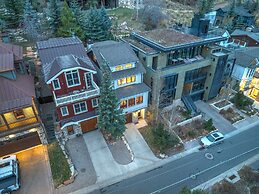 521 Woodside Gem True Ski-in Ski-out On The Gold Coast 3 Bedroom Home