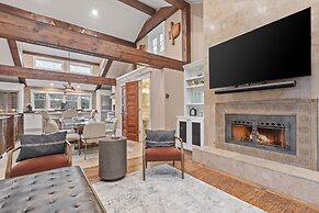 521 Woodside Gem True Ski-in Ski-out On The Gold Coast 3 Bedroom Home