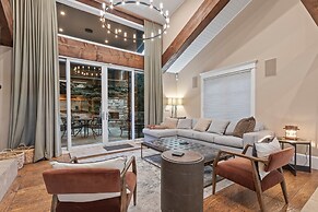 521 Woodside Gem True Ski-in Ski-out On The Gold Coast 3 Bedroom Home