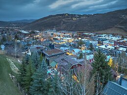 521 Woodside Gem True Ski-in Ski-out On The Gold Coast 3 Bedroom Home