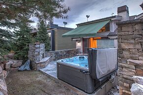 521 Woodside Gem True Ski-in Ski-out On The Gold Coast 3 Bedroom Home