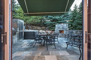 521 Woodside Gem True Ski-in Ski-out On The Gold Coast 3 Bedroom Home