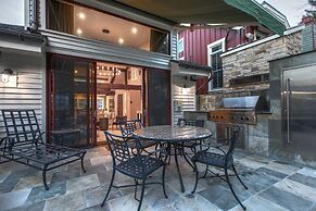 521 Woodside Gem True Ski-in Ski-out On The Gold Coast 3 Bedroom Home